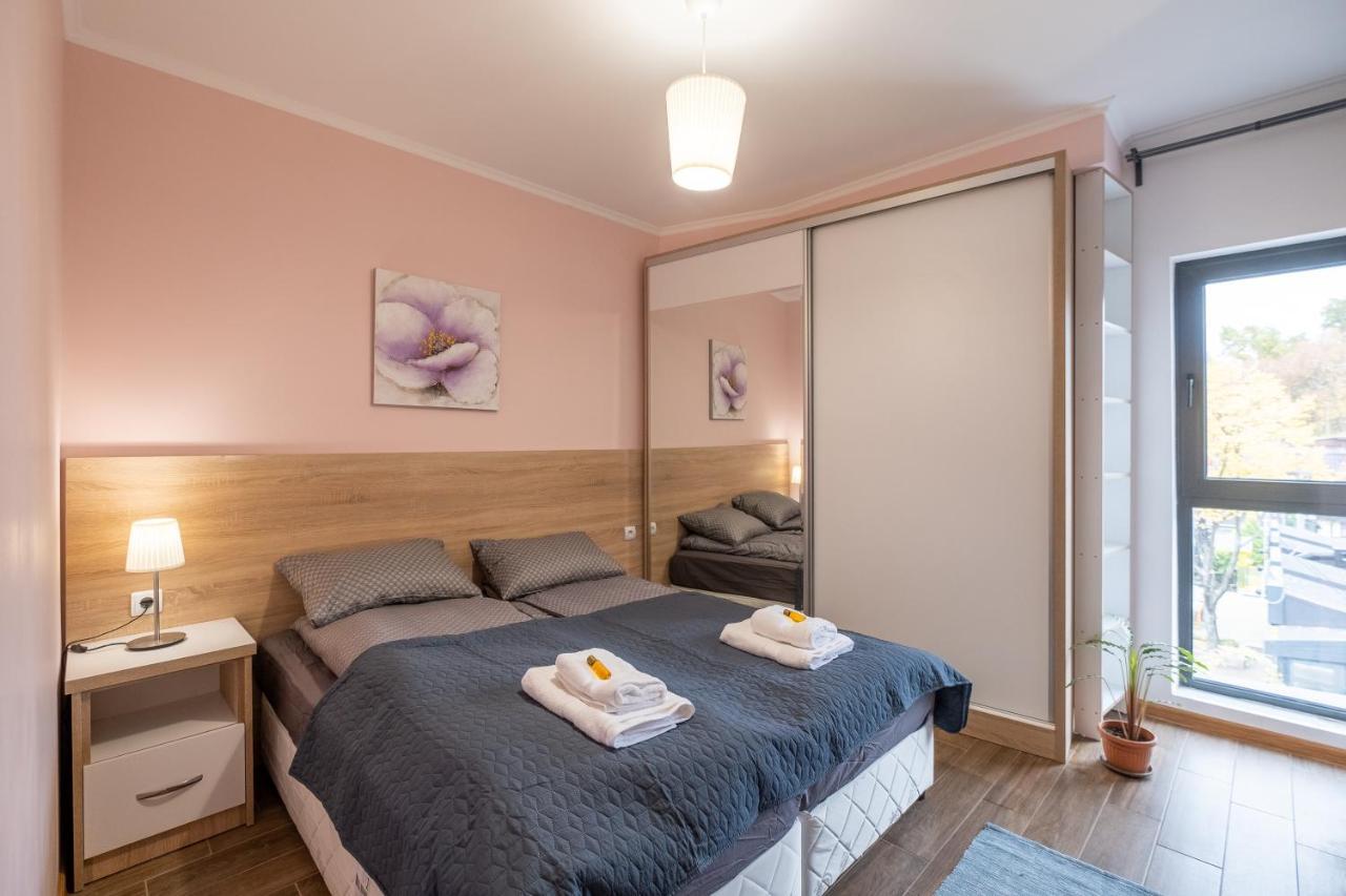 Chic 1Br Flat - Technical University & Hospital โซเฟีย ภายนอก รูปภาพ