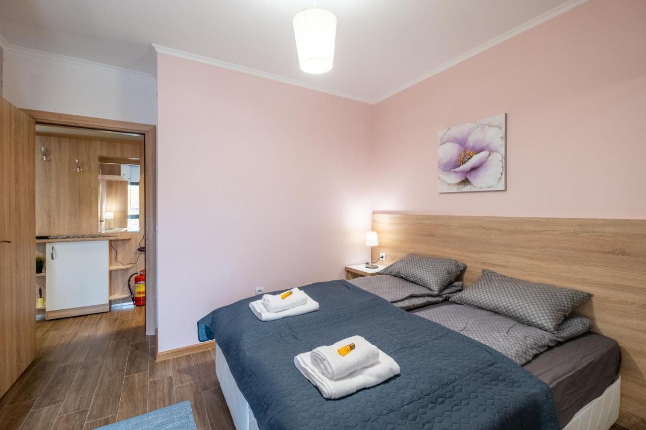Chic 1Br Flat - Technical University & Hospital โซเฟีย ภายนอก รูปภาพ